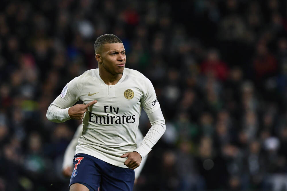 隆戈：米兰租借+选择买断报价加蒂，被尤文拒绝